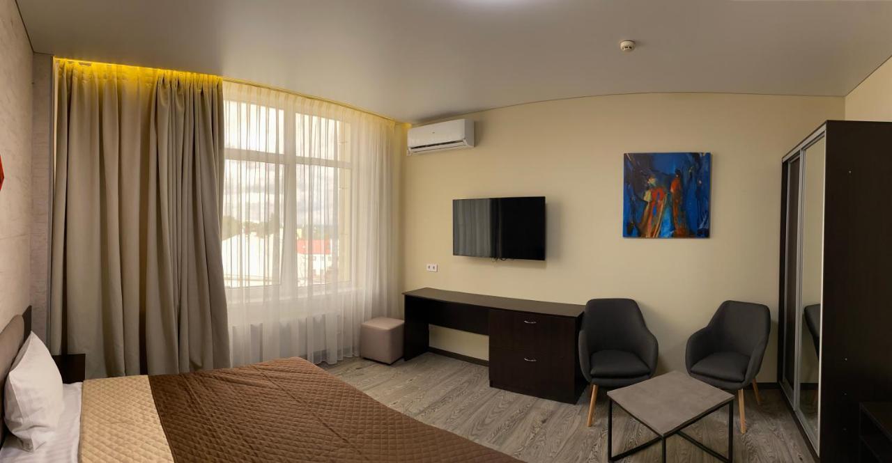 Hotel Atmosphere Poltava Exteriör bild