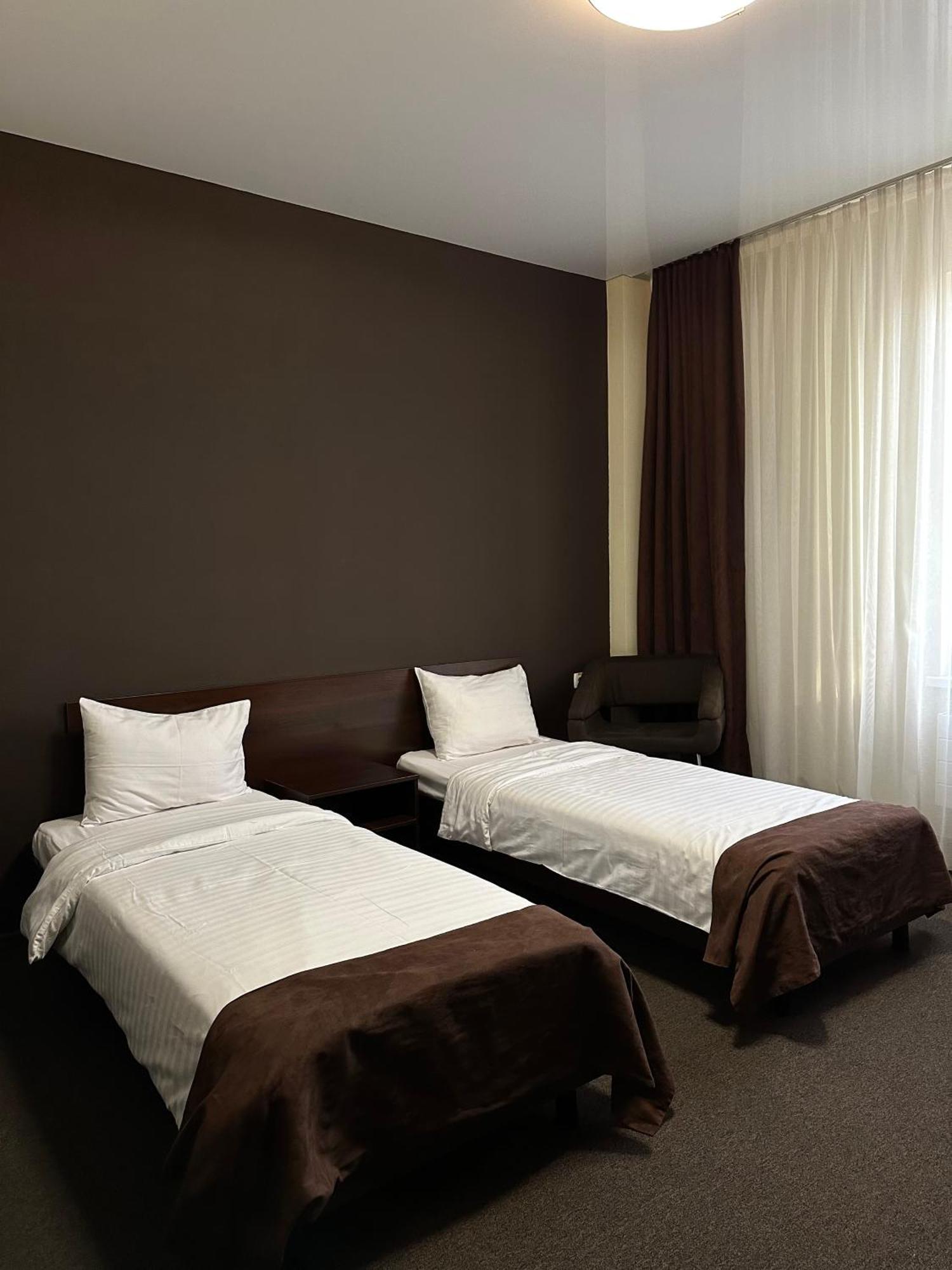 Hotel Atmosphere Poltava Rum bild
