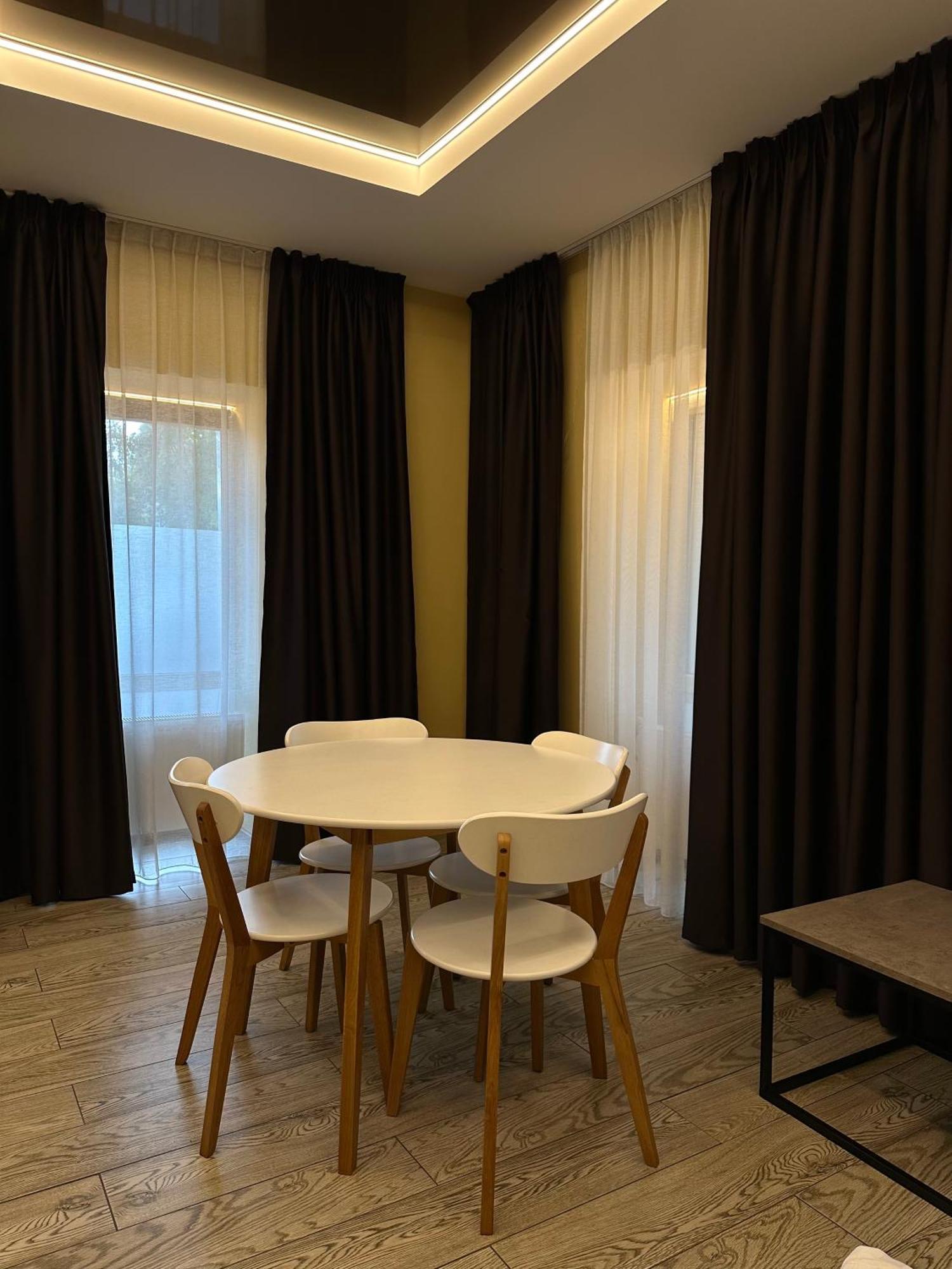 Hotel Atmosphere Poltava Exteriör bild
